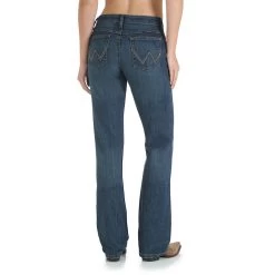 Wrangler Women's Ultimate Riding Q-Baby Mid Rise Jeans