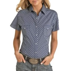 Rough Stock Women's Short Sleeve Diamond Print Snap Shirt