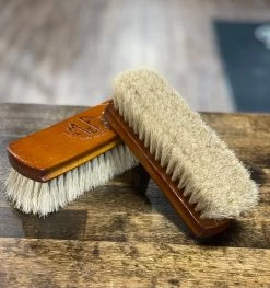 M&F | Gray Boot Brush