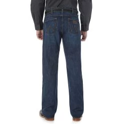 Wrangler Men's 20X Competition Slim Fit Bootcut Jeans