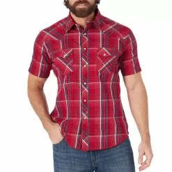 Wrangler Men's Fashion Short Sleeve Plaid Snap Shirt