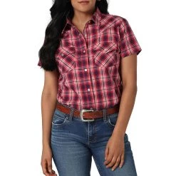 Wrangler Women's Essential Short Sleeve Plaid Snap Shirt
